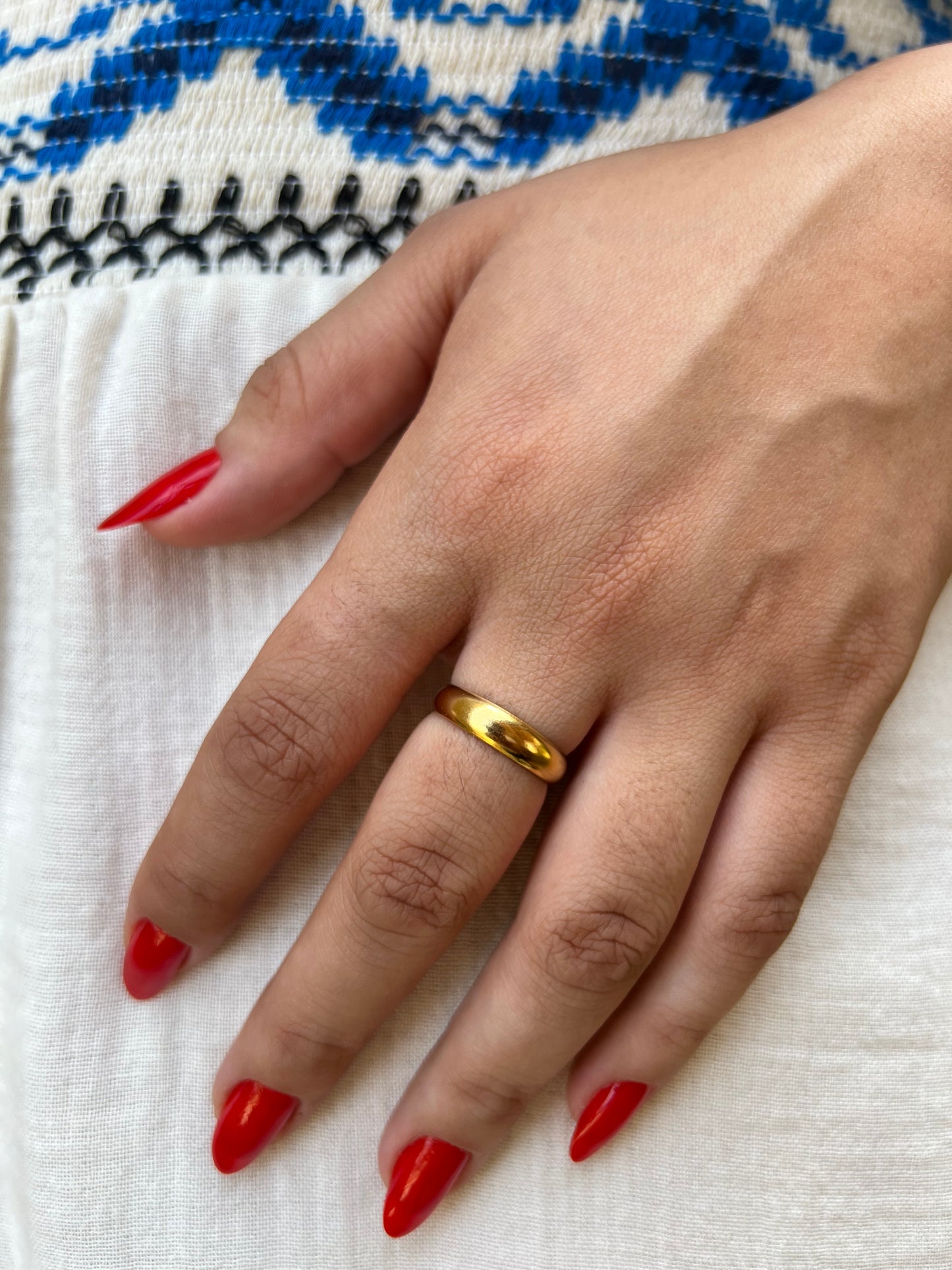 Echo Ring / Gold