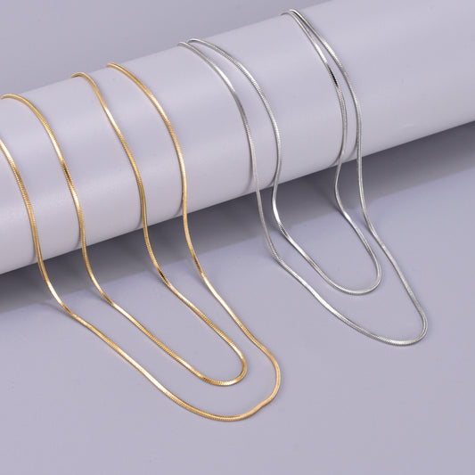 Infinity Loop Necklace / Silver