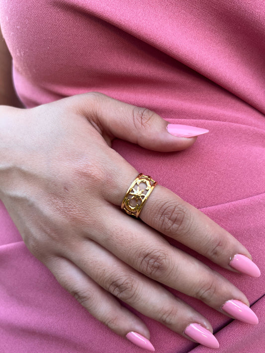Lunar Ring