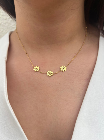 Daisy Necklace