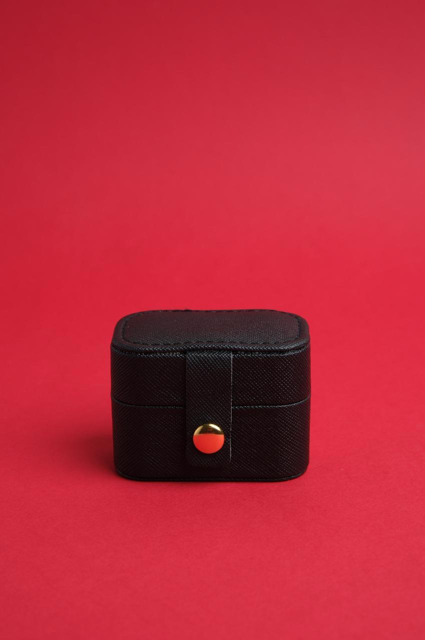 Clipped Jewelry Box