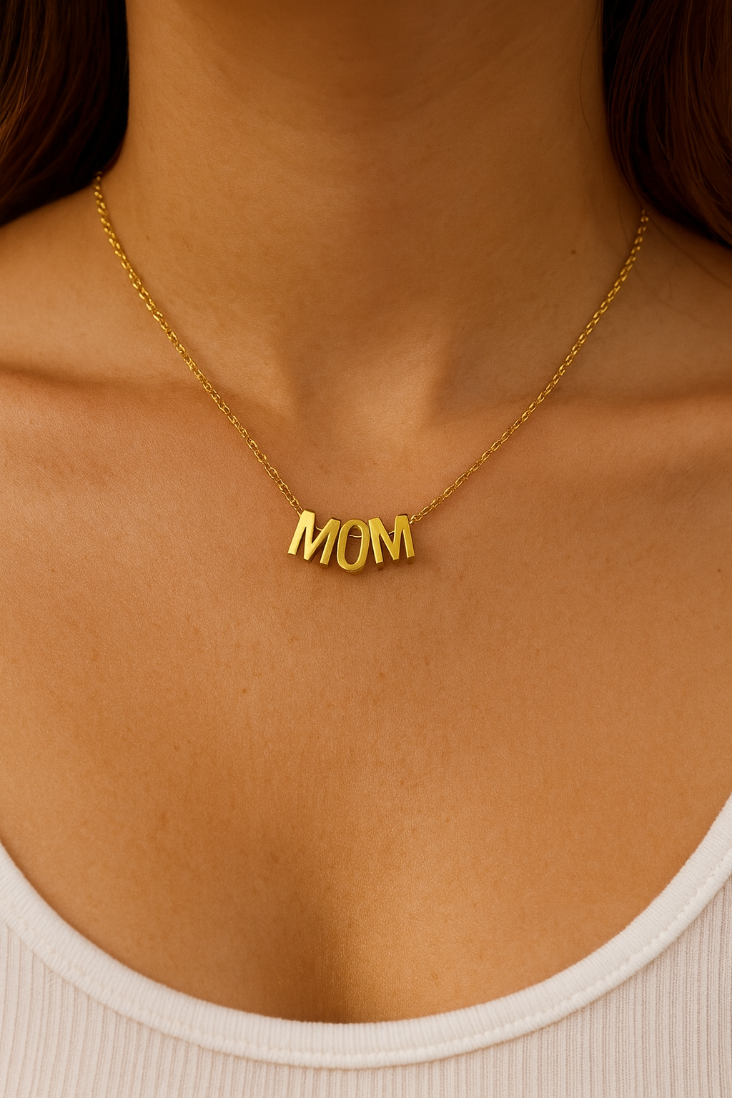 MOM Necklace