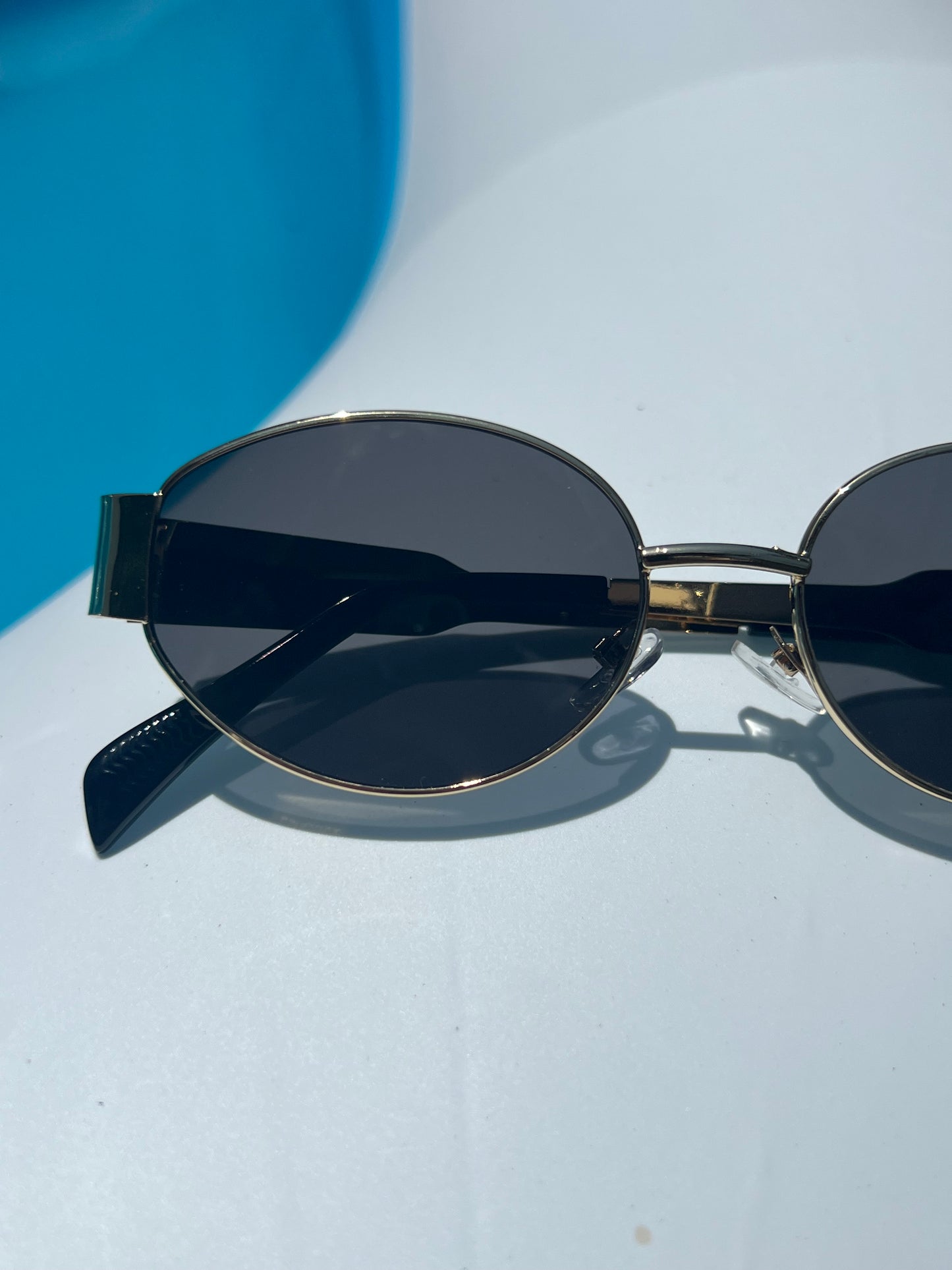 Oval Frame