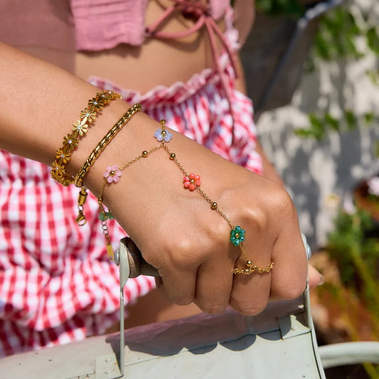Colorful HandChain